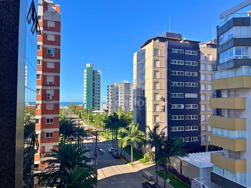 APARTAMENTO PR�XIMO � PRAIA 1