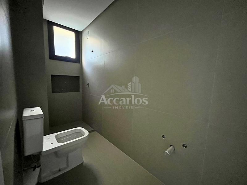 APARTAMENTO PR�XIMO � PRAIA 12