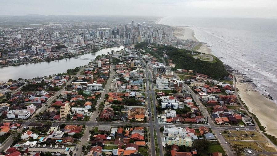 APARTAMENTO NO BAIRRO PRAIA DA CAL 3