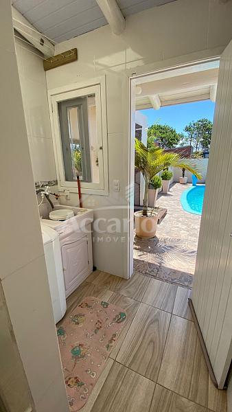 CASA 3 DORMITORIOS COM PISCINA  E KIOSQUE 16