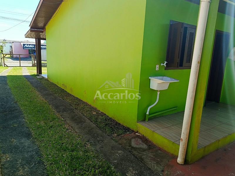 CASA DE 2 DORMIT�TIOS NO PASSO DE TORRES SC 6