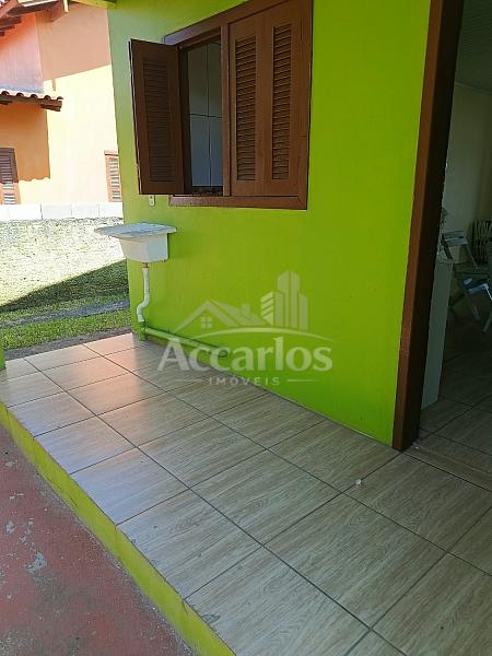 CASA DE 2 DORMIT�TIOS NO PASSO DE TORRES SC 9