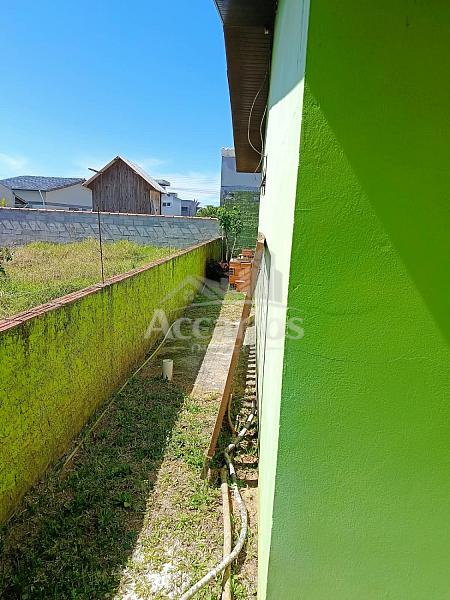 CASA DE 2 DORMIT�TIOS NO PASSO DE TORRES SC 10