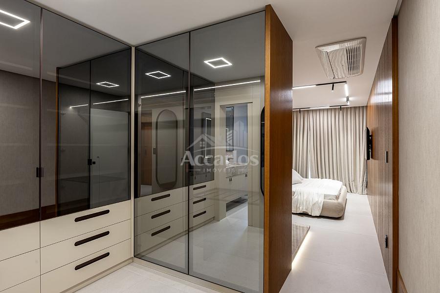 APARTAMENTO EM FRENTE � PRA�A DA PRAINHA 9