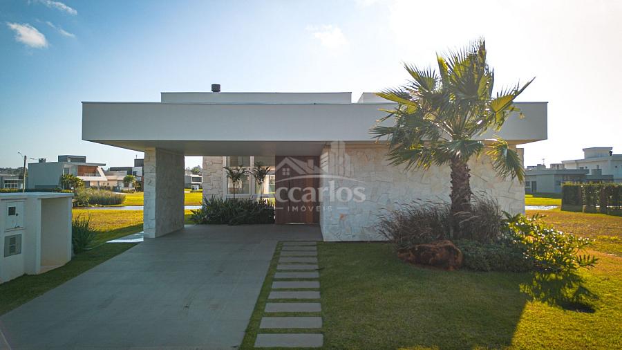 Bel�ssima casa em condominio Reserva das �guas 1