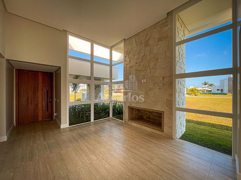 Bel�ssima casa em condominio Reserva das �guas 7