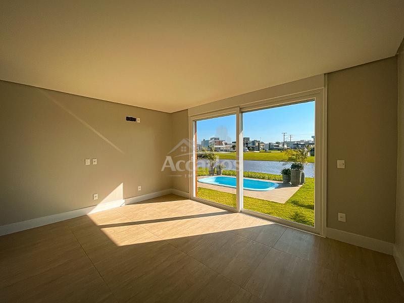 Bel�ssima casa em condominio Reserva das �guas 35