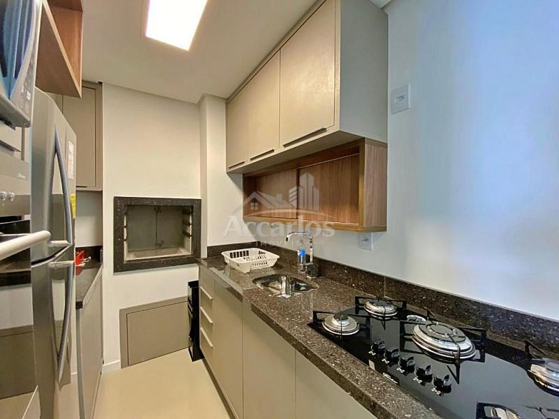 Localizado na mais bela praia ga�cha, a poucos metros da Praia Grande.  Apartamento com 01 dor 9
