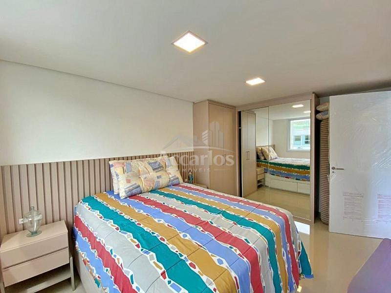 Localizado na mais bela praia ga�cha, a poucos metros da Praia Grande.  Apartamento com 01 dor 11