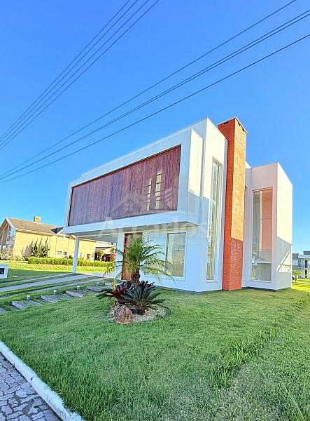Casa nunca habitada em Passo de Torres 1