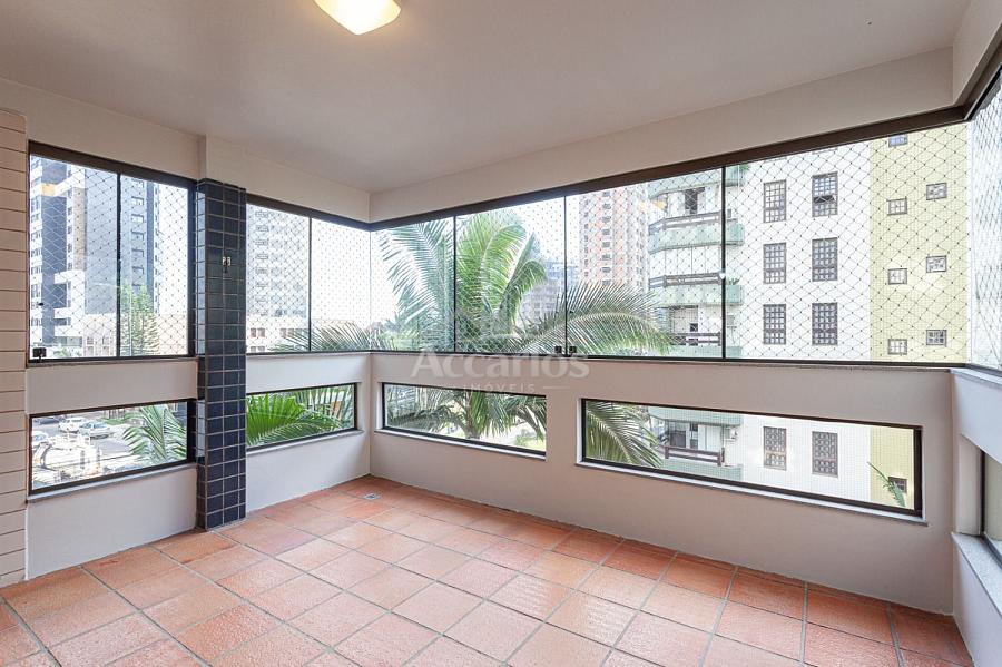 Apto Edif�cio Monte Carlo 27