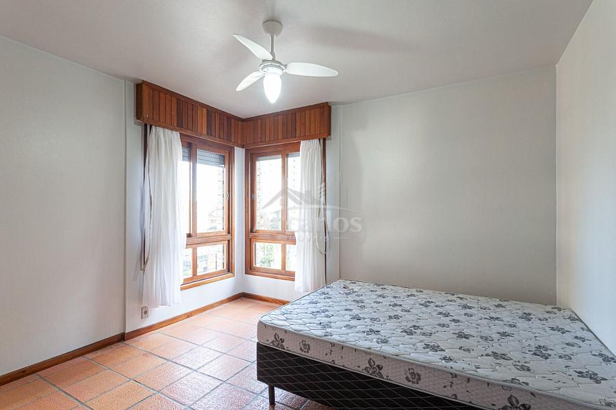 Apto Edif�cio Monte Carlo 32