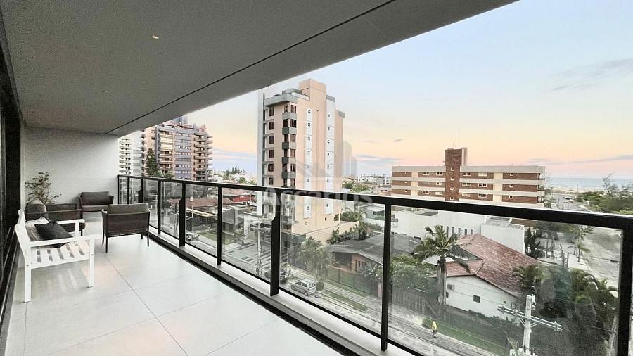 Bel�ssimo apartamento com excelente Localiza��o em Torres. 12