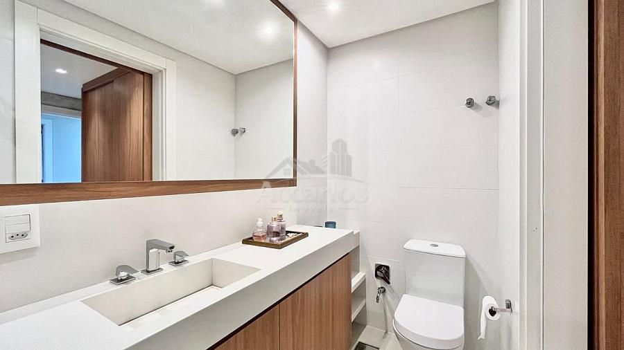 Bel�ssimo apartamento com excelente Localiza��o em Torres. 27