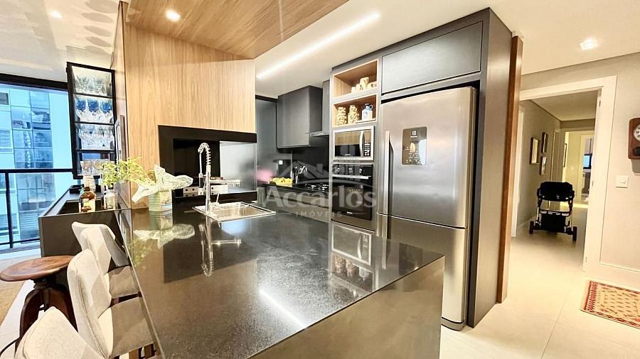 Bel�ssimo apartamento com excelente Localiza��o em Torres. 30