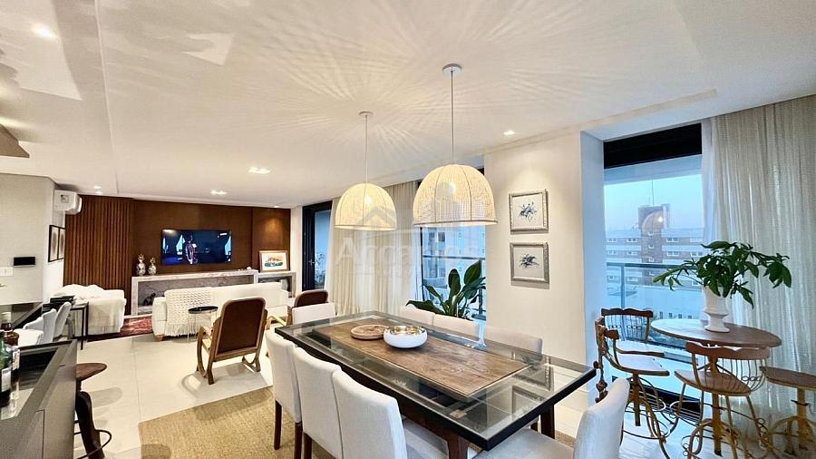 Bel�ssimo apartamento com excelente Localiza��o em Torres. 32