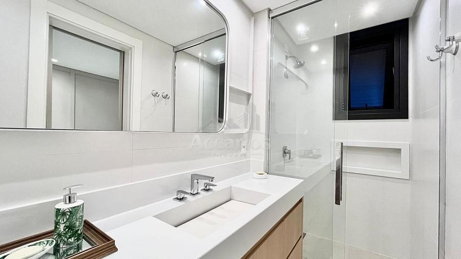 Bel�ssimo apartamento com excelente Localiza��o em Torres. 46