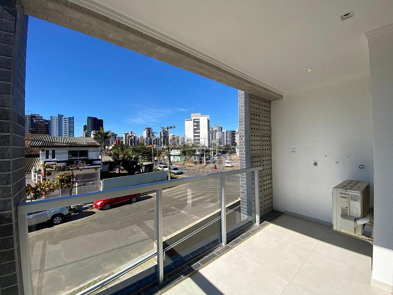 HARMONIA FLATS | CENTRO 82