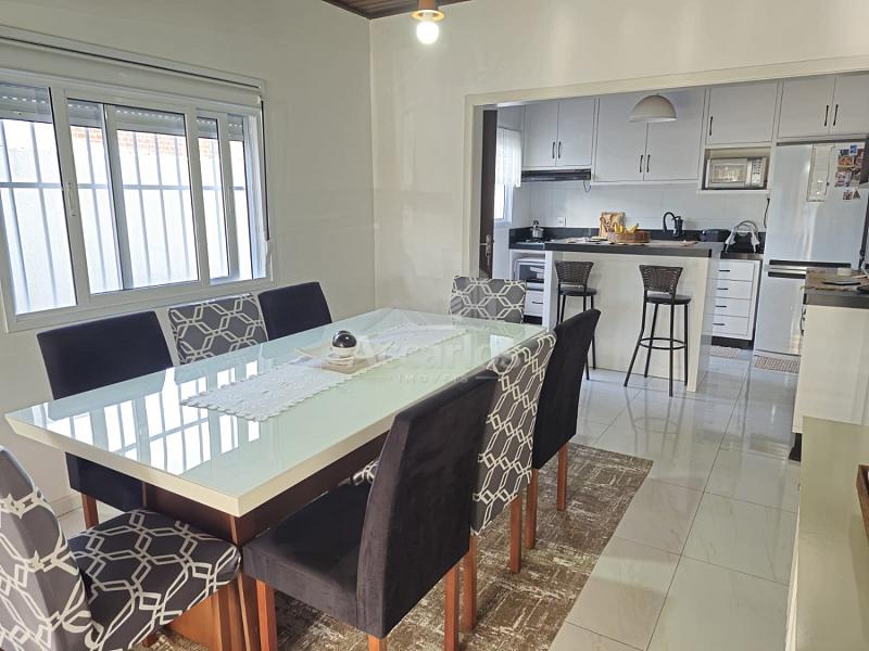 Casa 3 dormit�rios 50