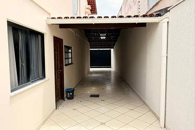 CASA À VENDA – 5 QUARTOS EM BAIRRO DE FATIMA, PROXIMO A JARDIM CAMBURI.