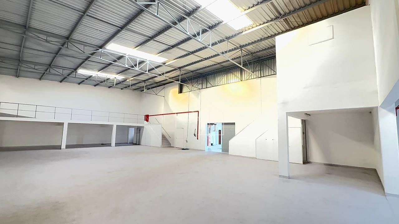 Depósito-Galpão, 2400 m² - Foto 3