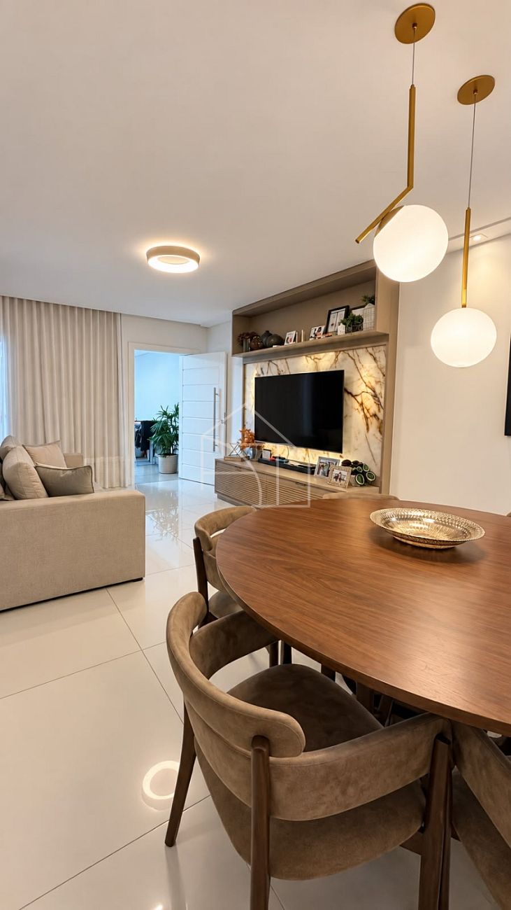 Casa, 3 quartos, 170 m² - Foto 2