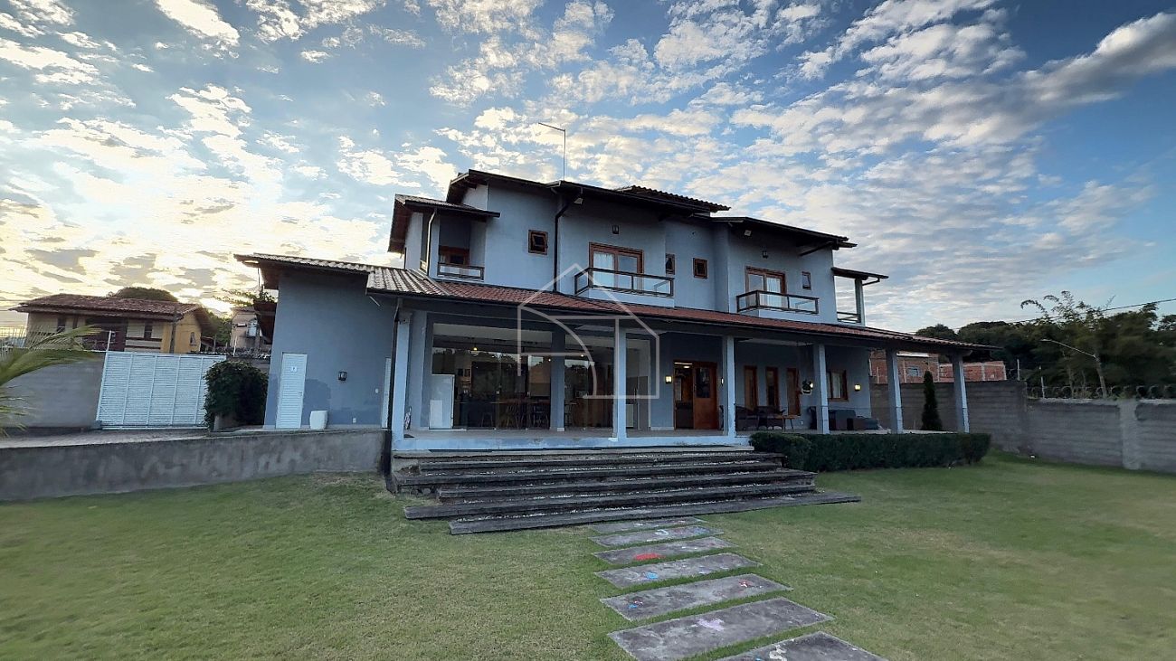 Casa em Jacaraípe com 1.546 m2 Alto Padrão, Serra, ES