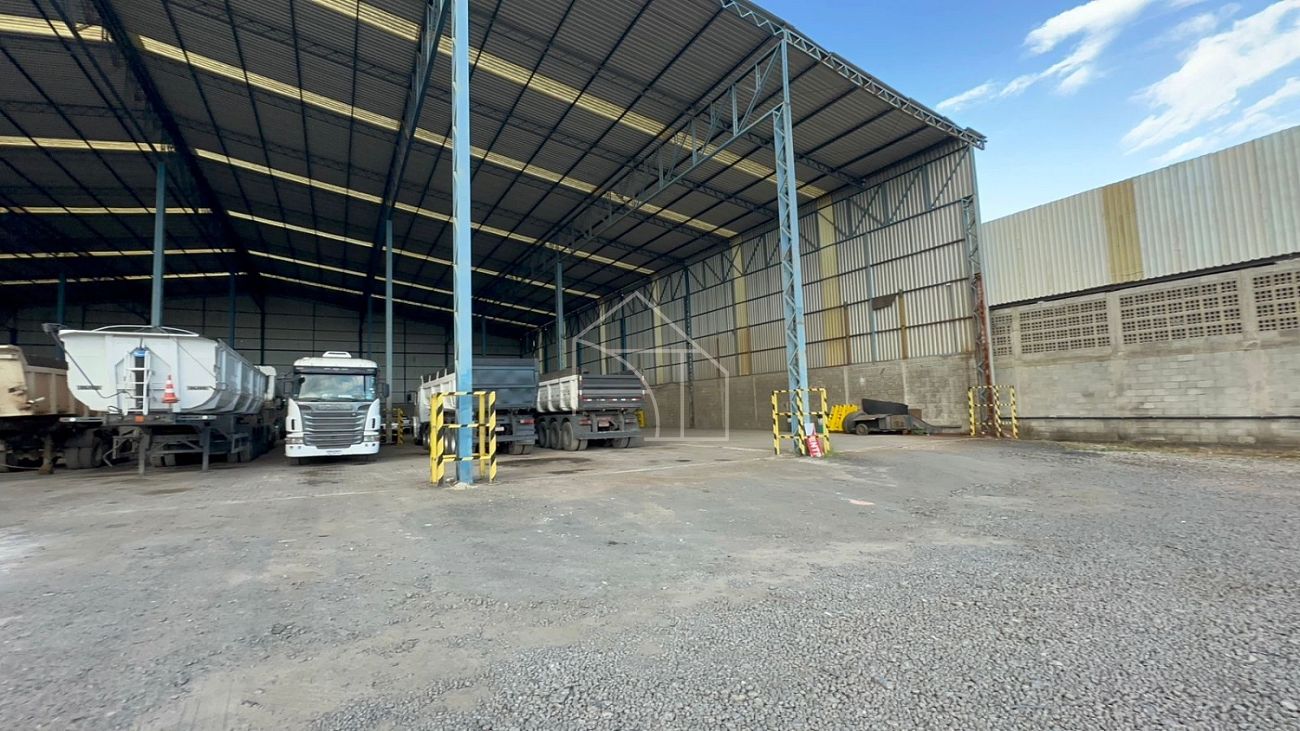Depósito-Galpão-Armazém para alugar, 4400m² - Foto 3