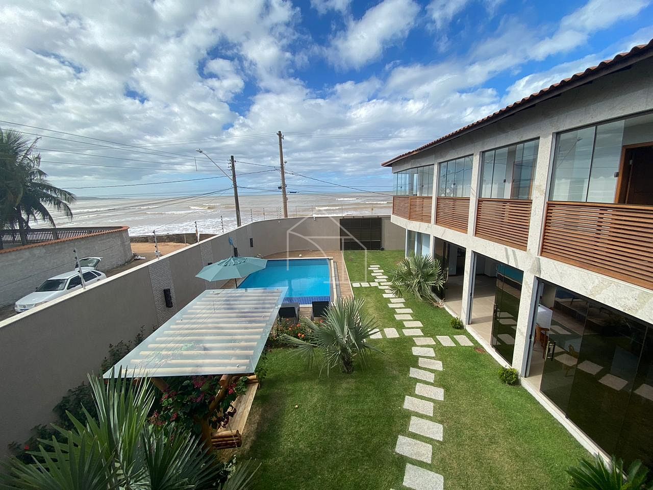 Casa, 7 quartos, 350 m² - Foto 1