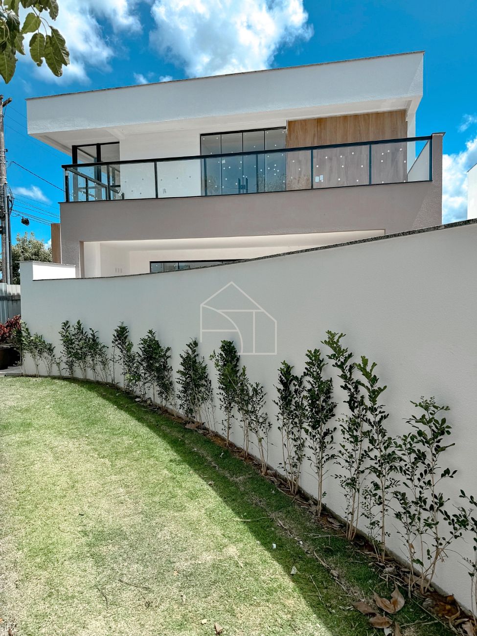 Casa de Condomínio à venda com 3 quartos, 250m² - Foto 4