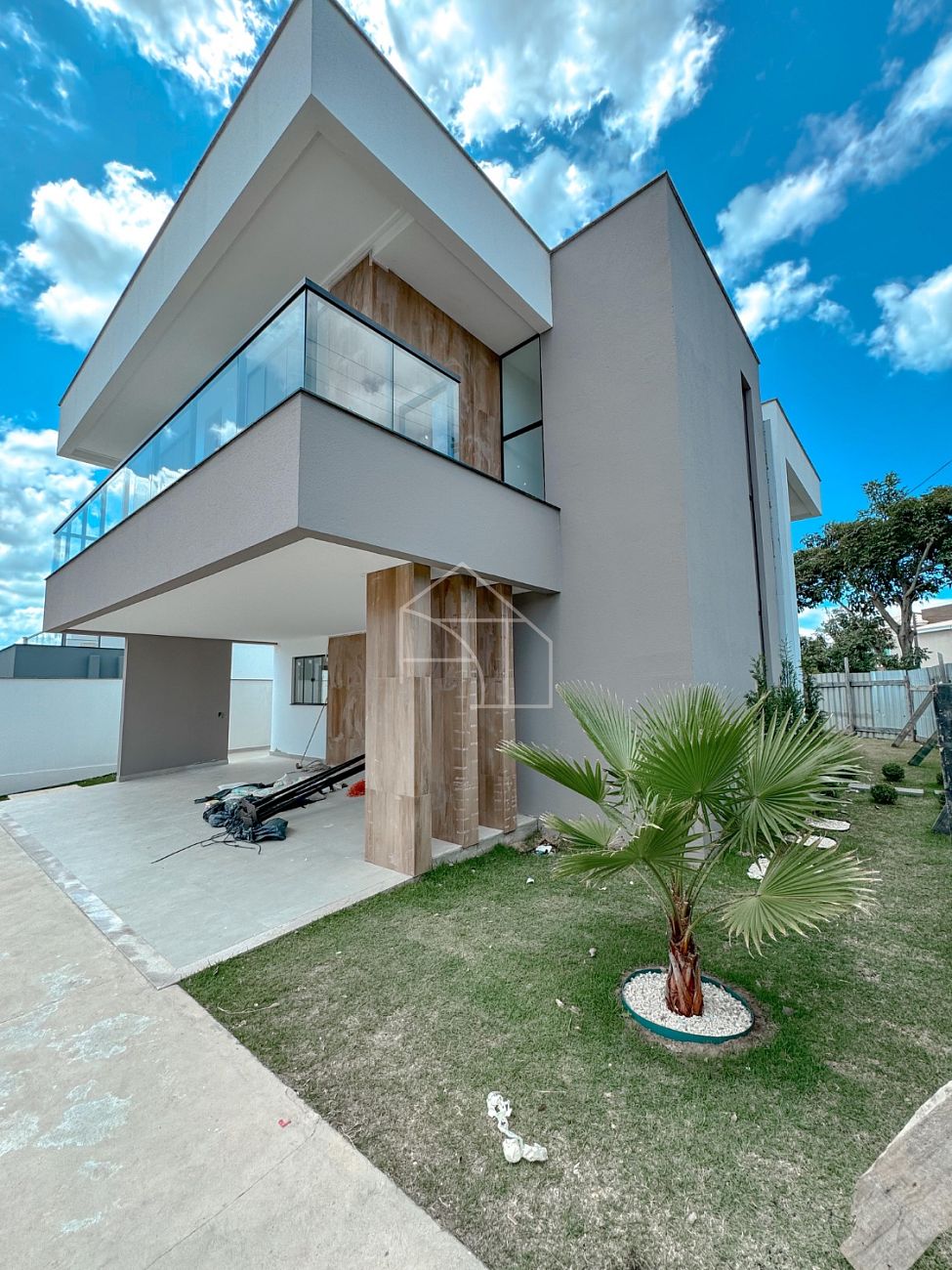 Casa de Condomínio à venda com 3 quartos, 250m² - Foto 3