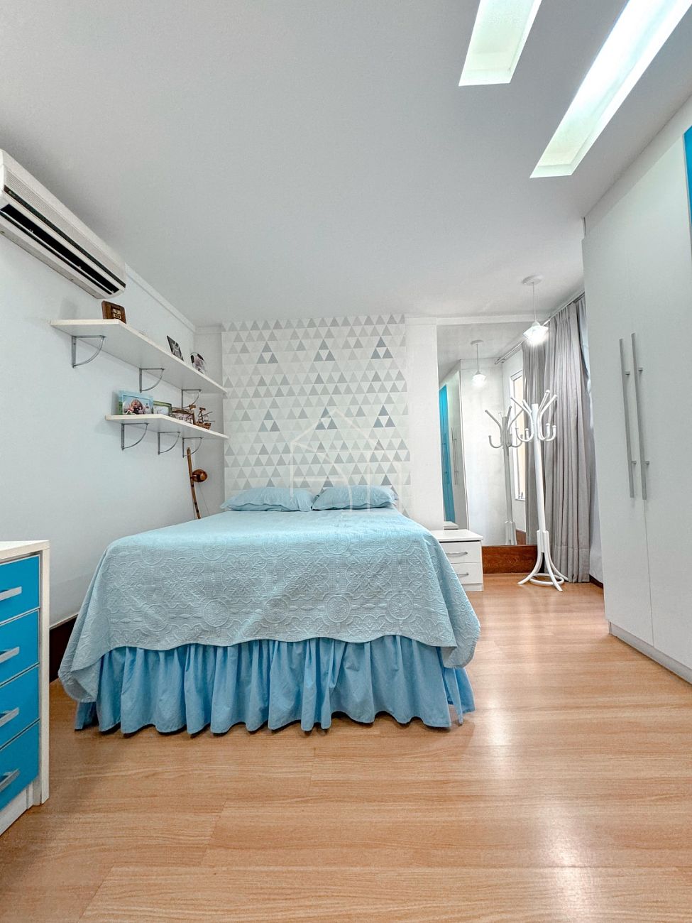 Casa de Condomínio à venda com 3 quartos, 200m² - Foto 12