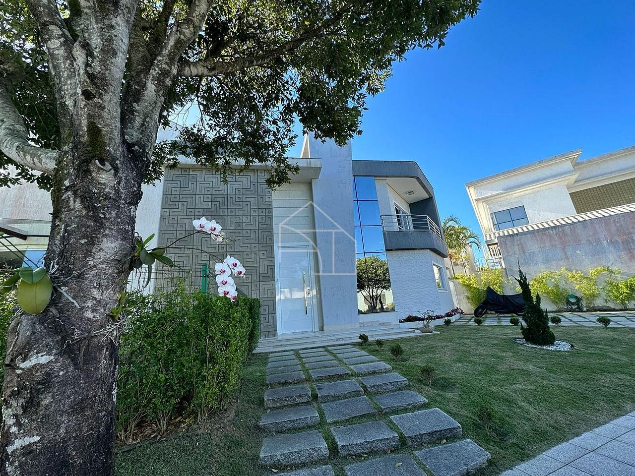 Luxuosa Casa à Venda no Condomínio Resort Boulevard Lagoa – Serra, ES