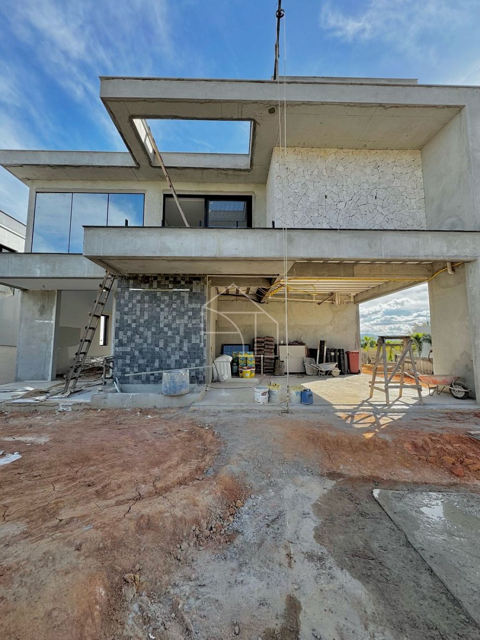 Casa de Alto Padrão no Alphaville Jacuhy com 3 suites