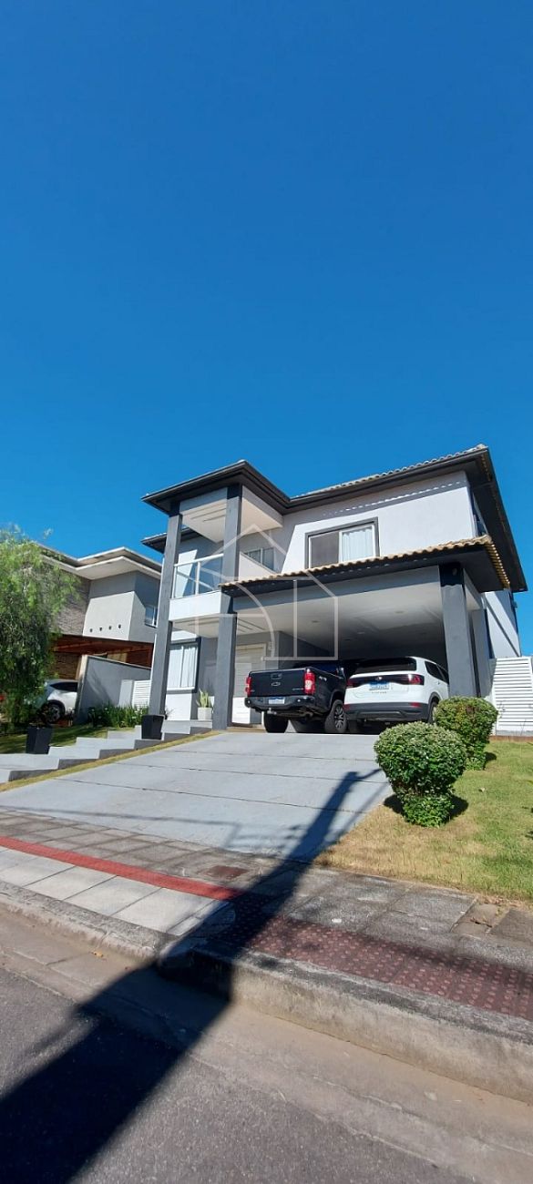 CASA DE 4 QUARTOS COM 3 SUÍTES NO CONDOMÍNIO BOULEVARD LAGOA