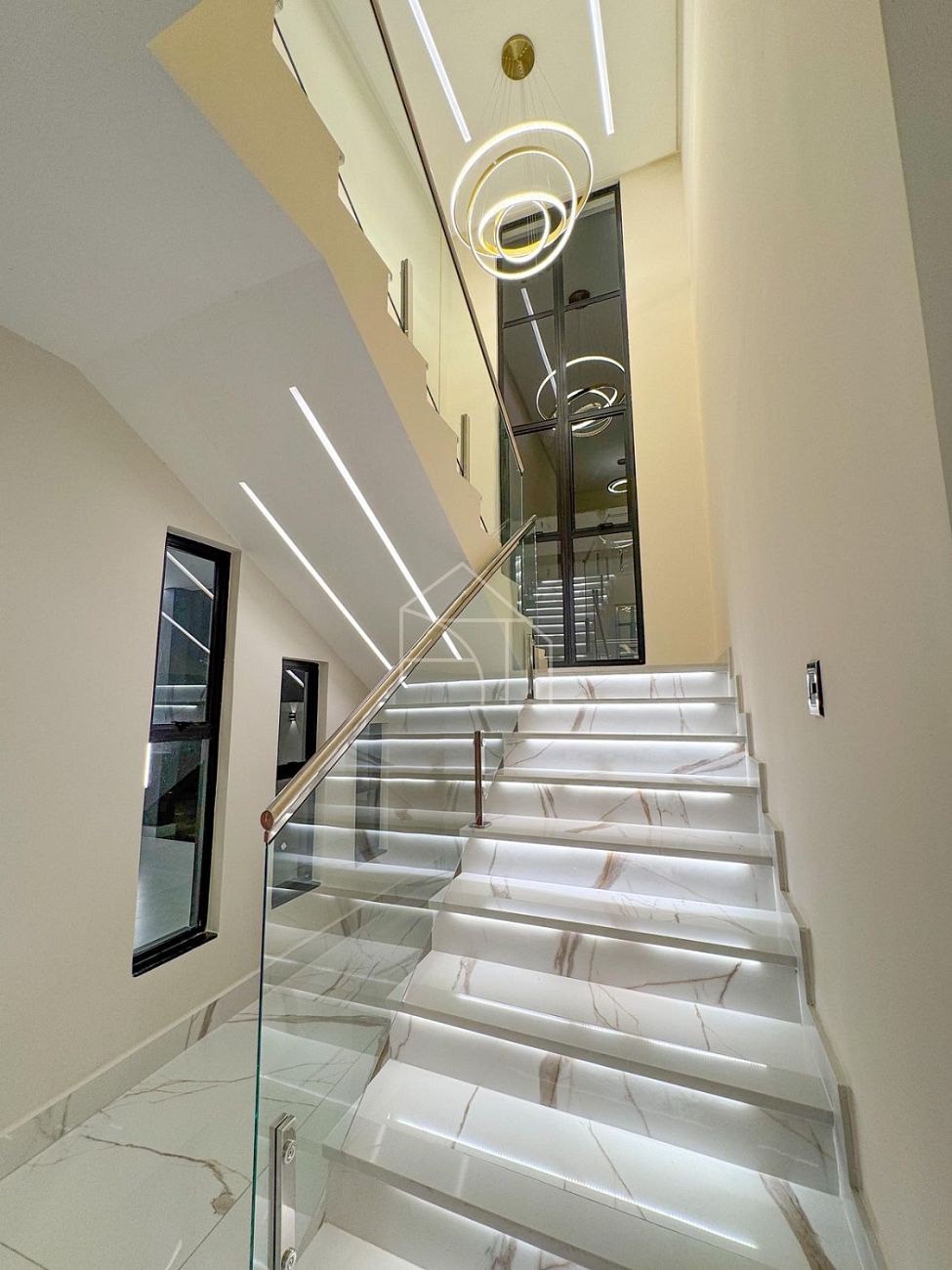 Casa de Condomínio à venda com 4 quartos, 350m² - Foto 11