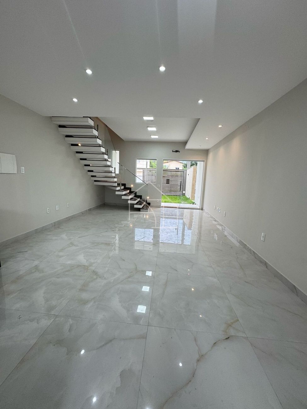 Casa, 3 quartos, 148 m² - Foto 2