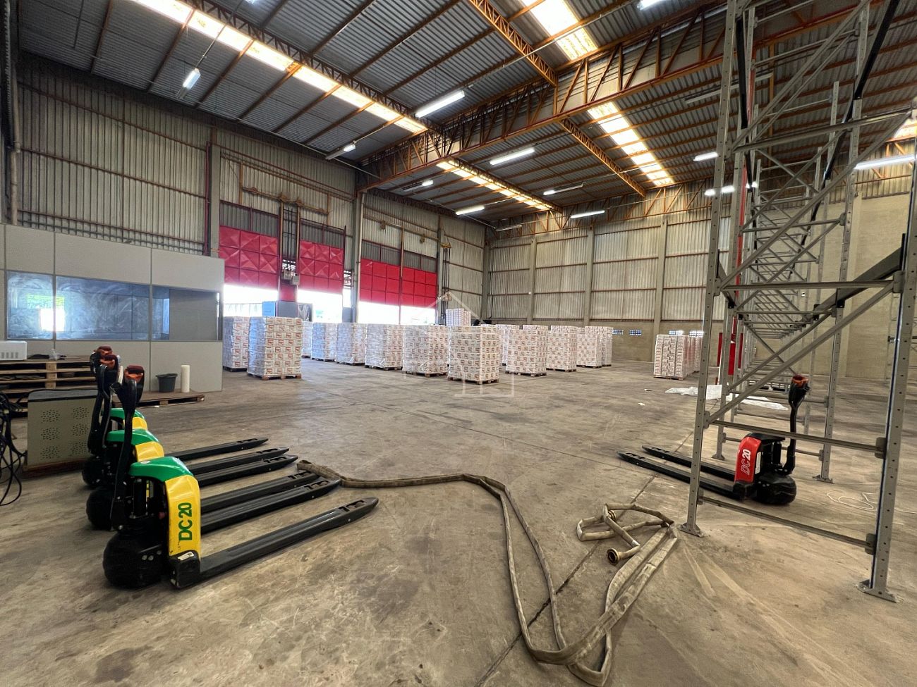 Depósito-Galpão, 3000 m² - Foto 8
