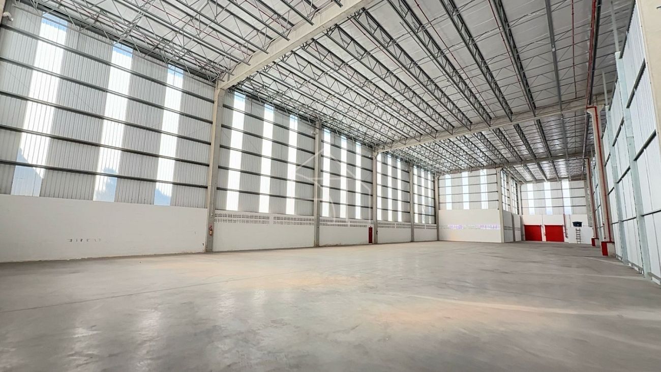 Depósito-Galpão-Armazém para alugar, 1500m² - Foto 1