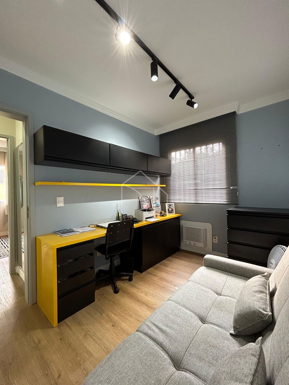Apartamento à venda com 3 quartos, 107m² - Foto 7
