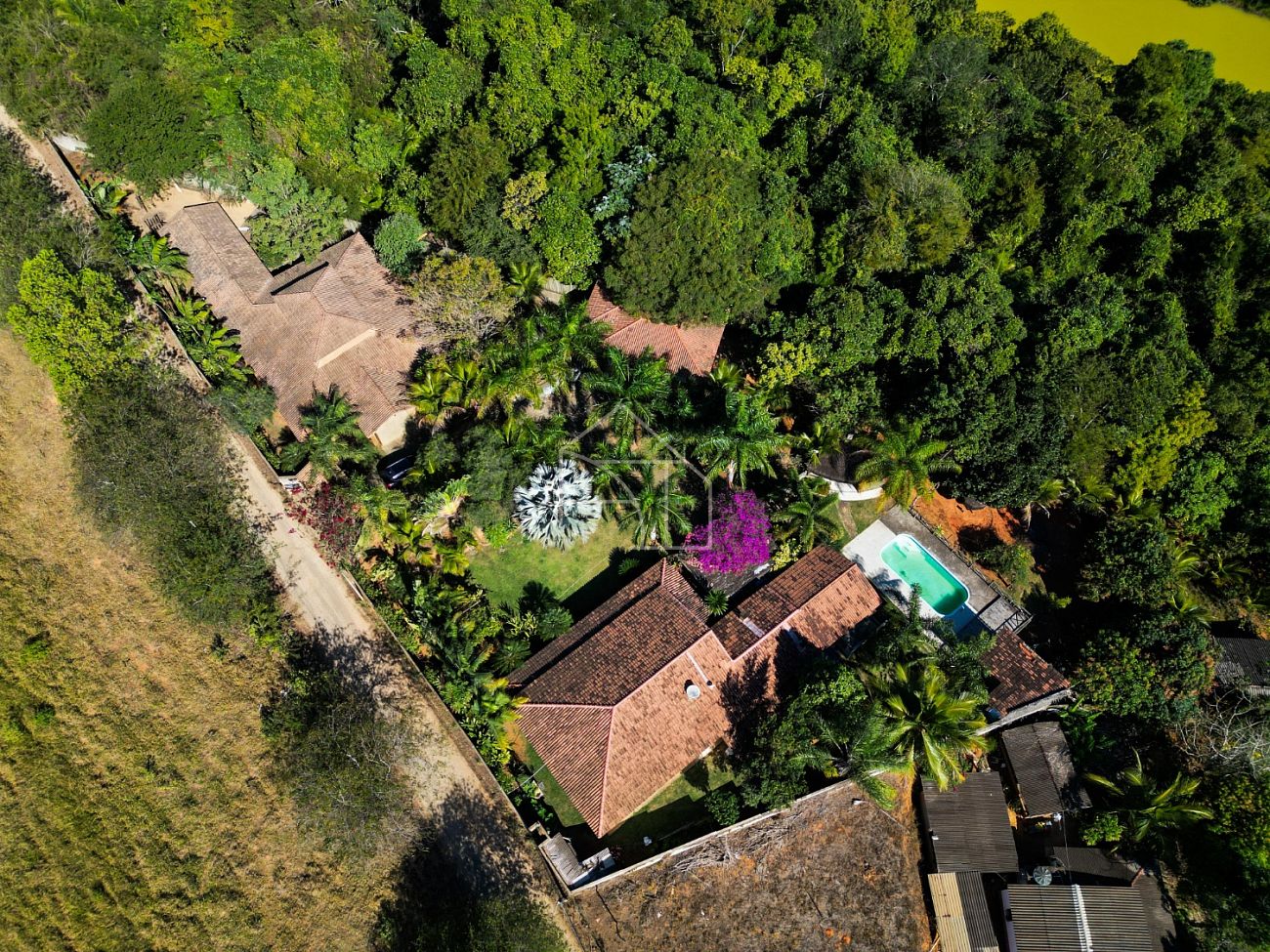 Chácara, 4700 m² - Foto 1