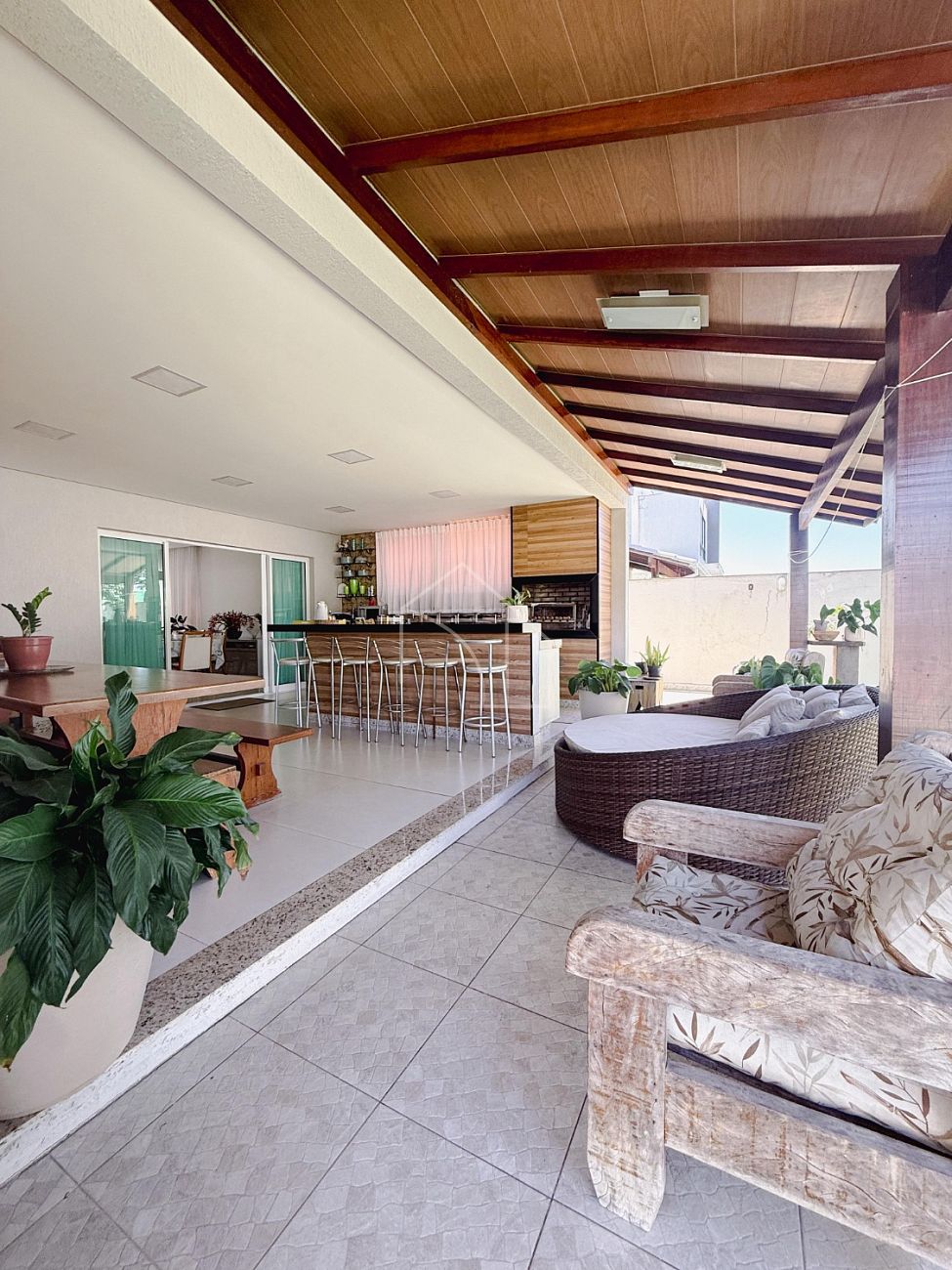 Casa, 4 quartos, 295 m² - Foto 9