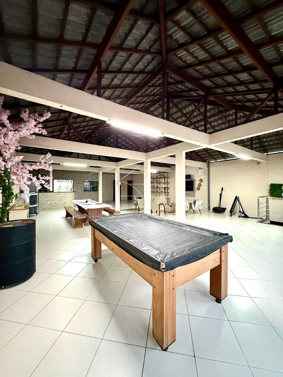 Casa, 4 quartos, 387 m² - Foto 1