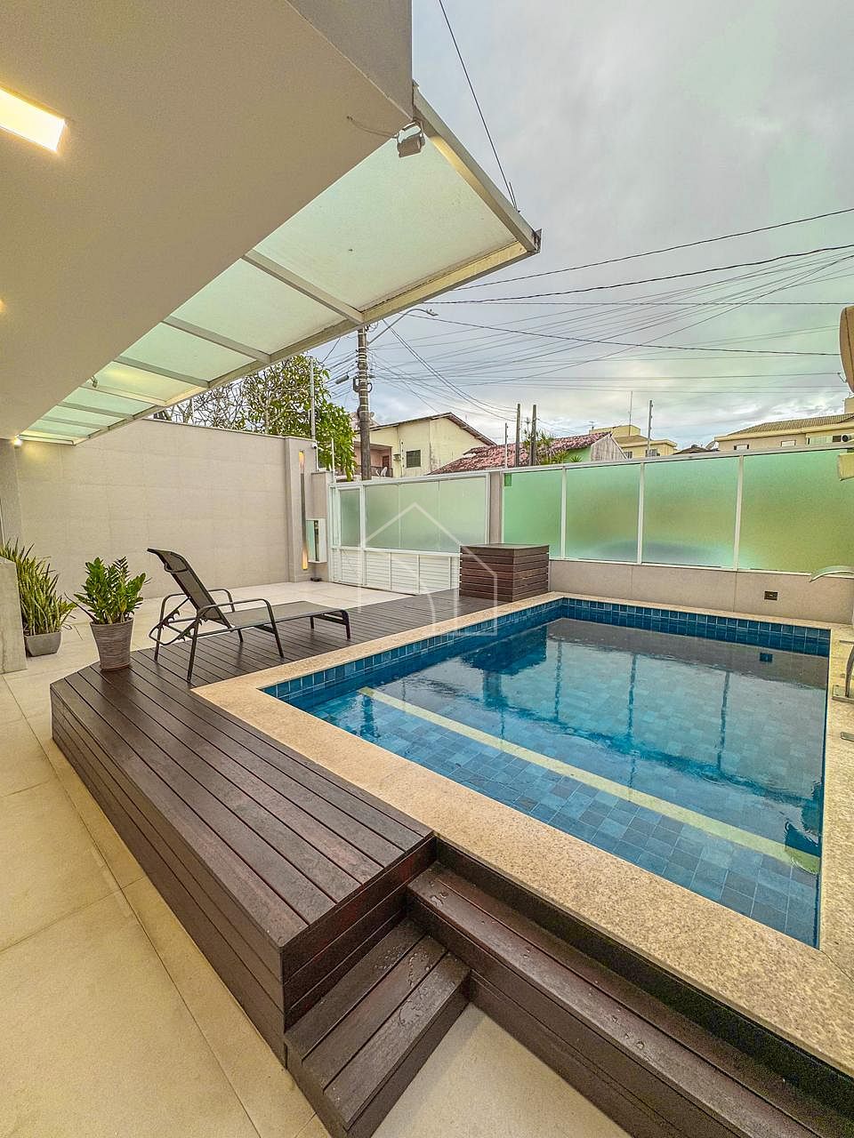 Casa, 3 quartos, 180 m² - Foto 1