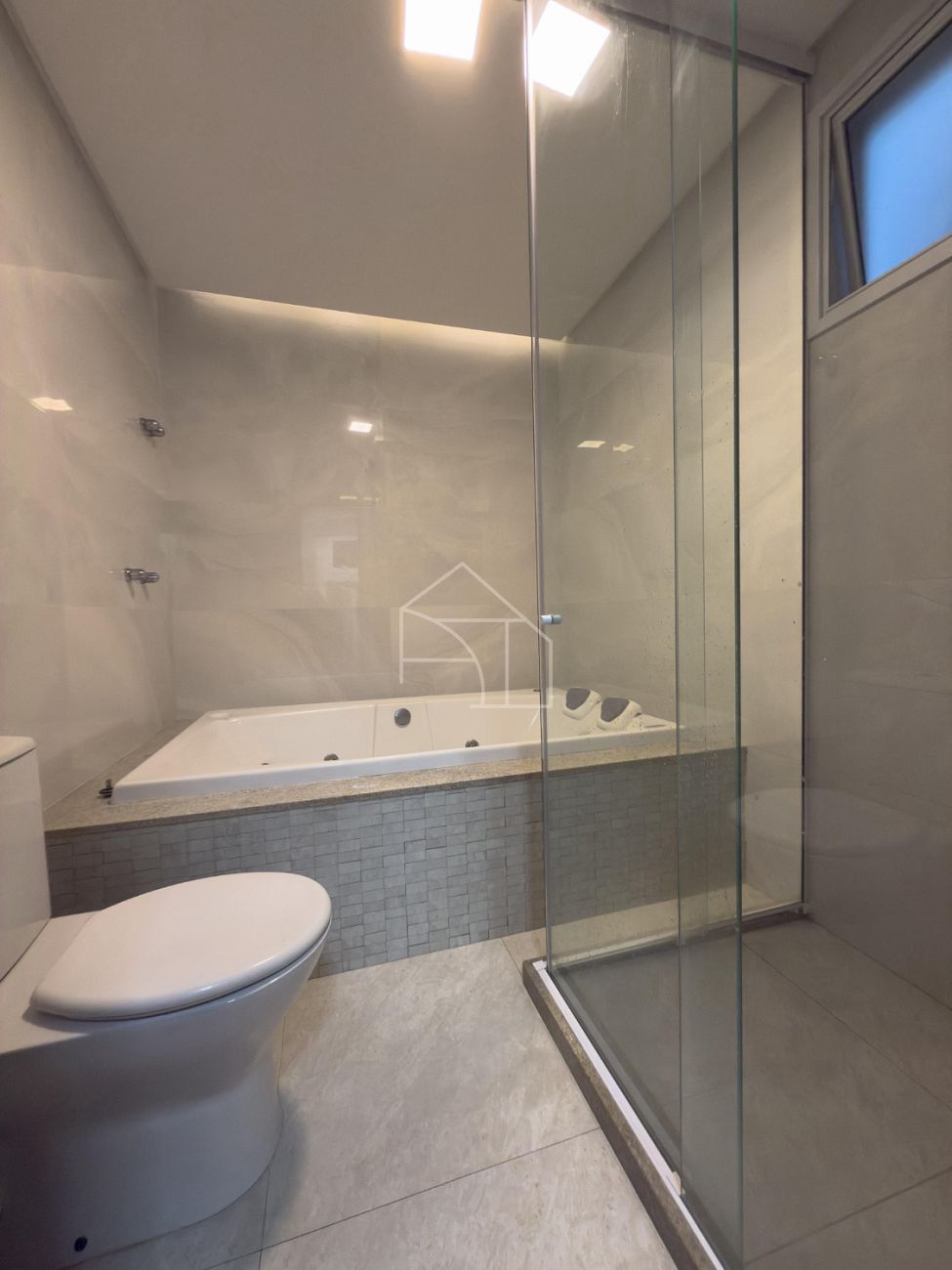 Casa de Condomínio à venda com 4 quartos, 268m² - Foto 7
