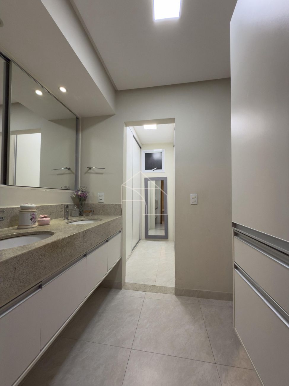 Casa de Condomínio à venda com 4 quartos, 268m² - Foto 25