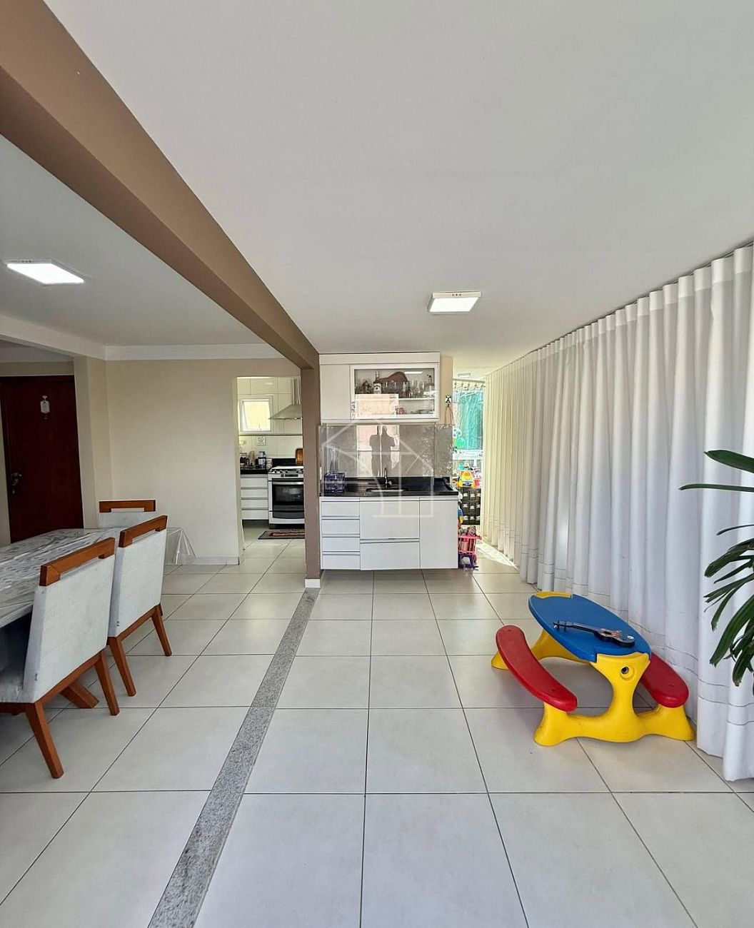 Apartamento, 3 quartos, 105 m² - Foto 3