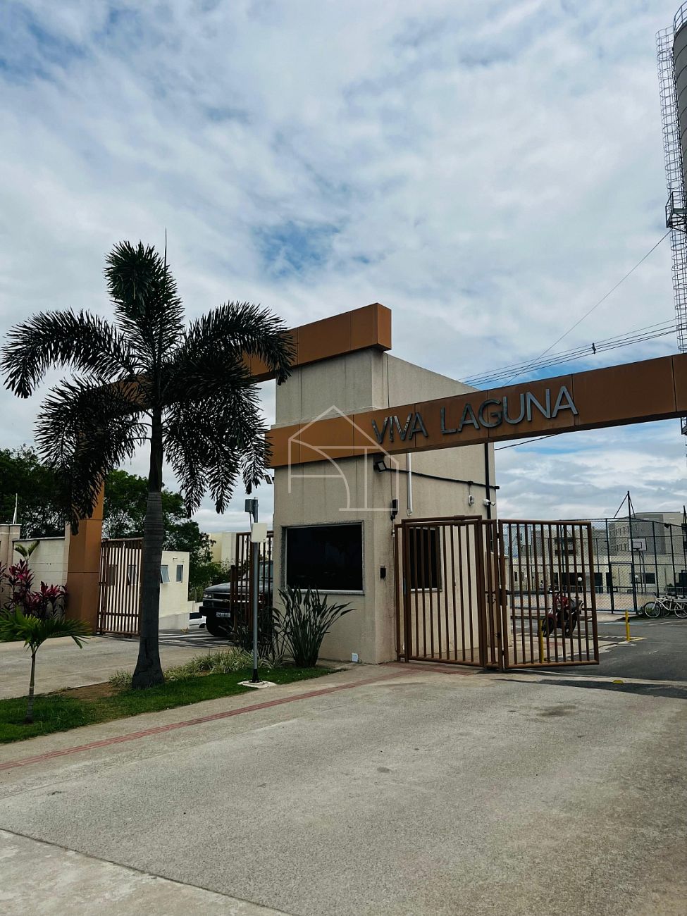 Apartamento à venda com 2 quartos, 42m² - Foto 1