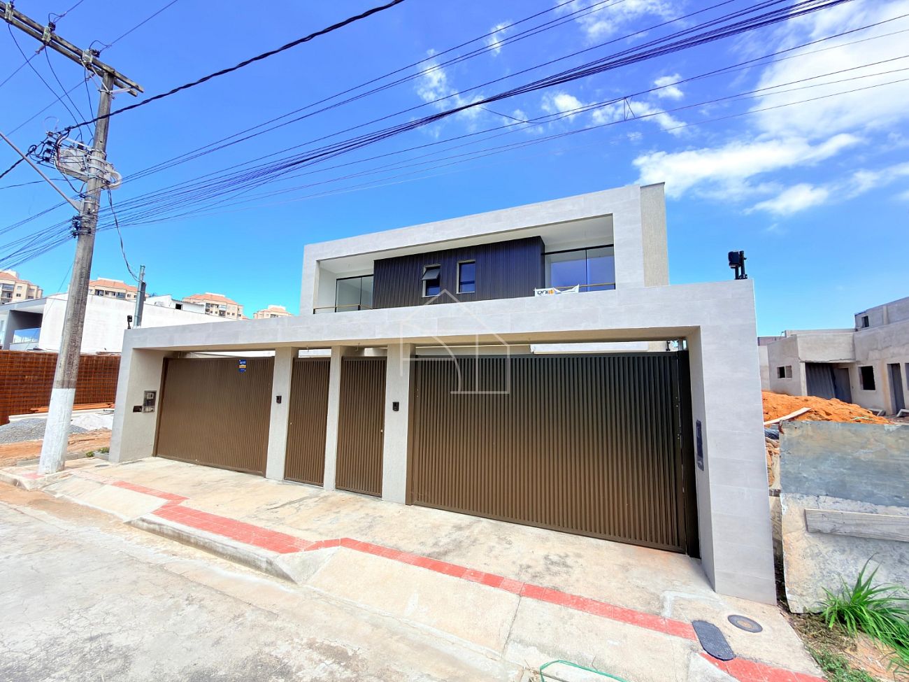 Casa, 4 quartos, 180 m² - Foto 1
