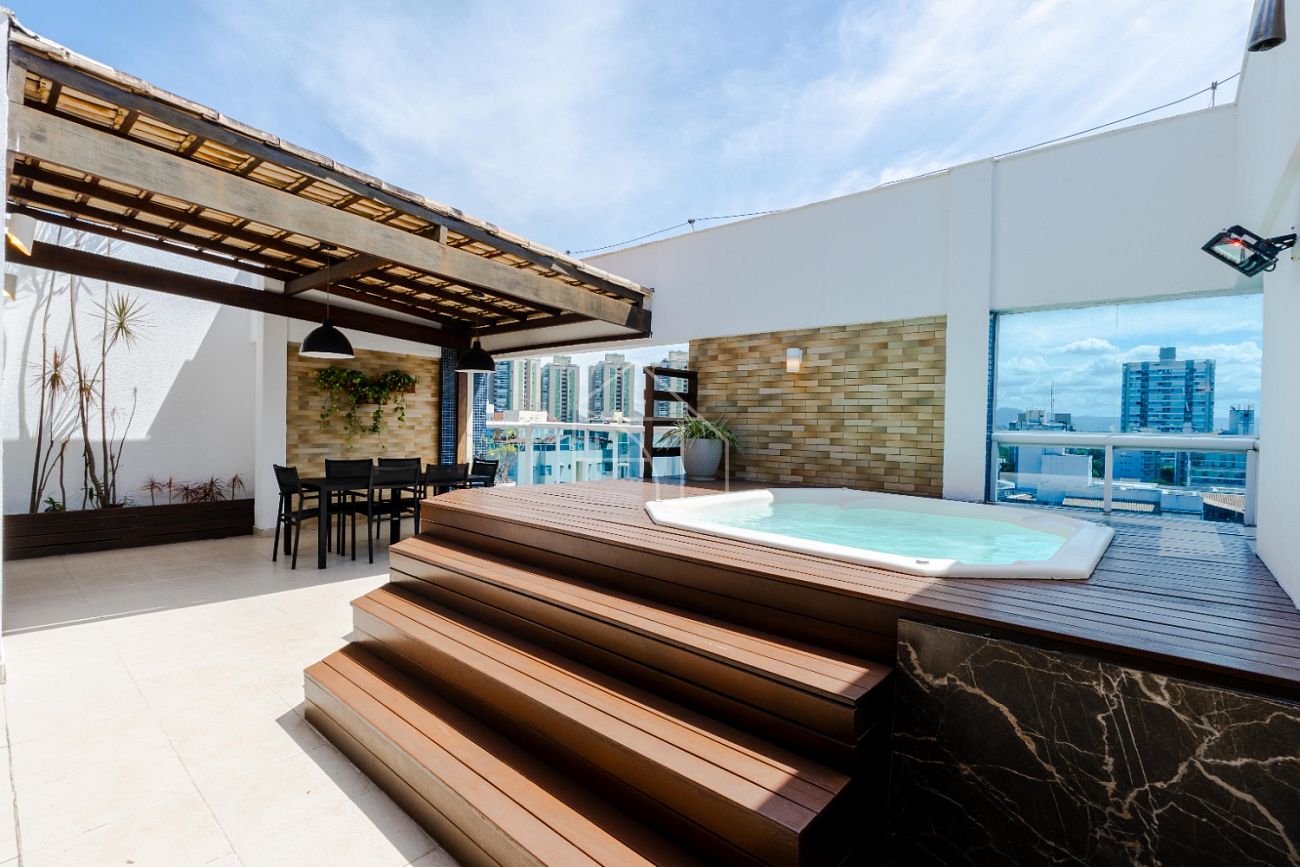 Cobertura, 3 quartos, 190 m² - Foto 1